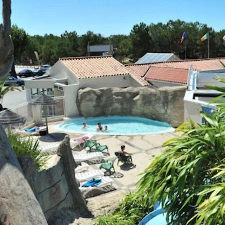 Mobilhome Au Calme - Piscine *