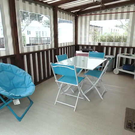 Campsite Mobilhome Au Calme - Piscine La Paree Preneau