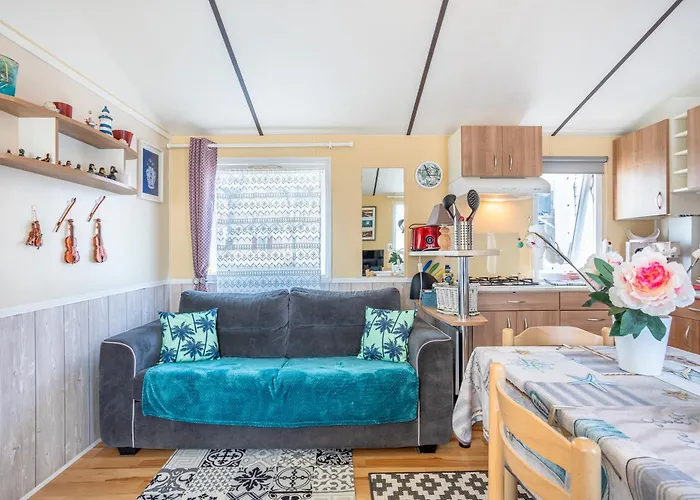 Mobilhome - Piscine Sauf En Avril * La Parée Preneau