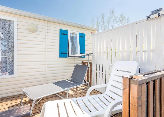 Kemp Mobilhome - Piscine Sauf En Avril *